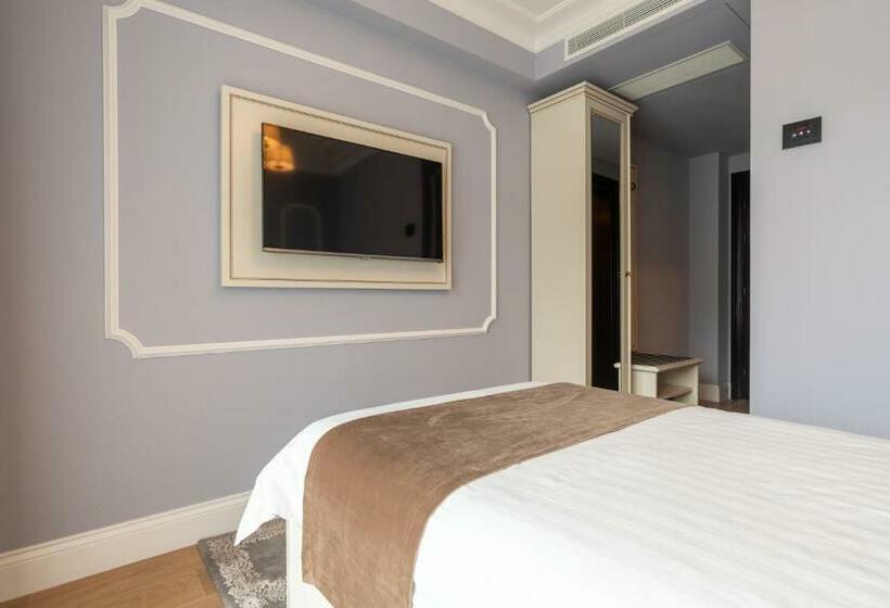 스탠다드 싱글 룸, Gabriela