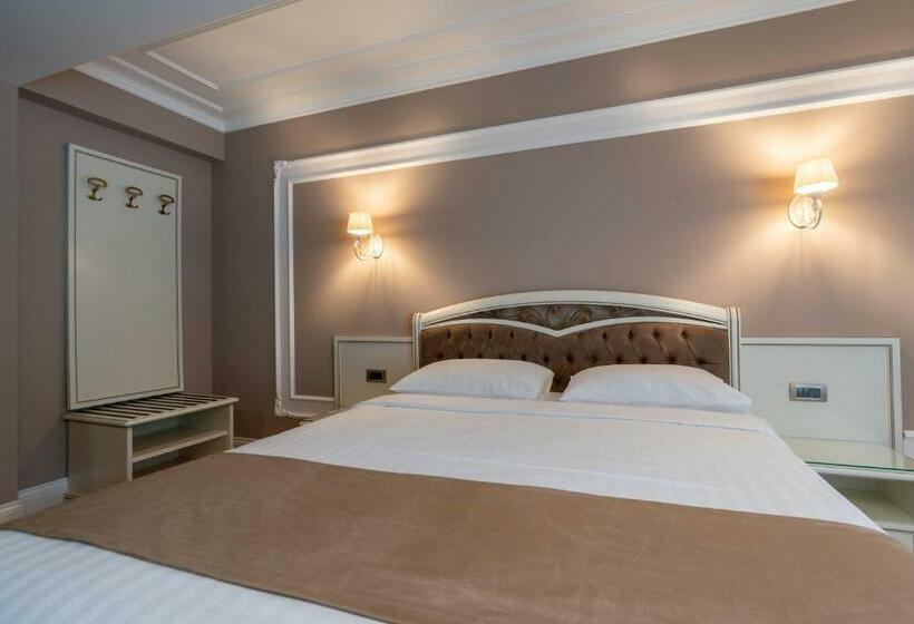 스탠다드 룸, Gabriela