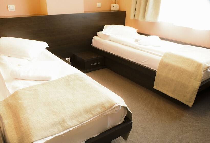 اتاق استاندارد, Graffiti