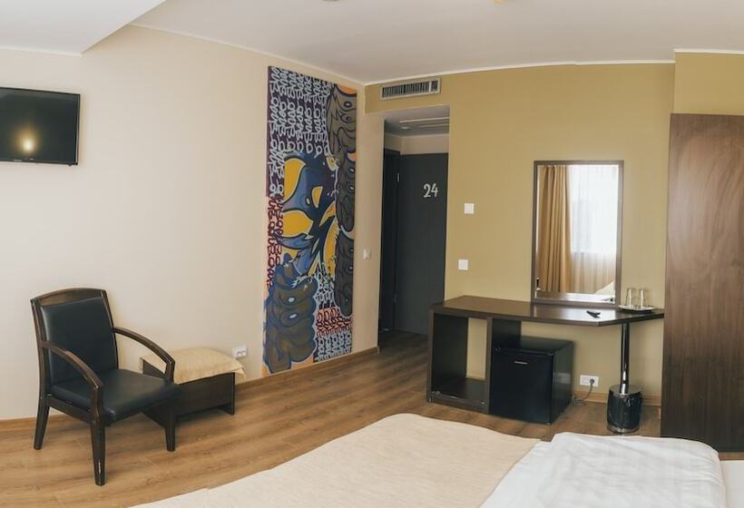 اتاق سوپریور, Graffiti