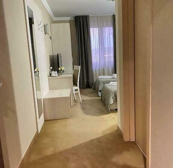 스탠다드 룸, Grand Master