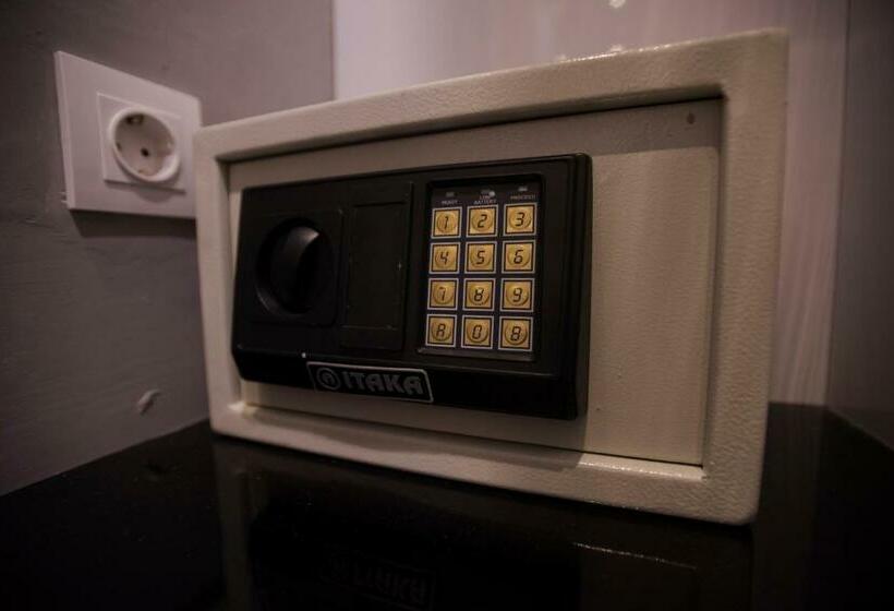 Standaardkamer met Kingsize Bed, Happy Inn