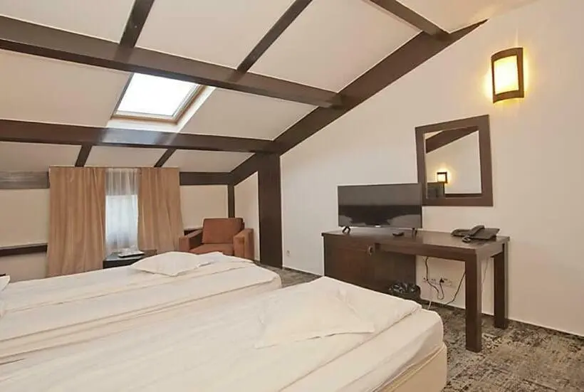 Standard-huone, Regina