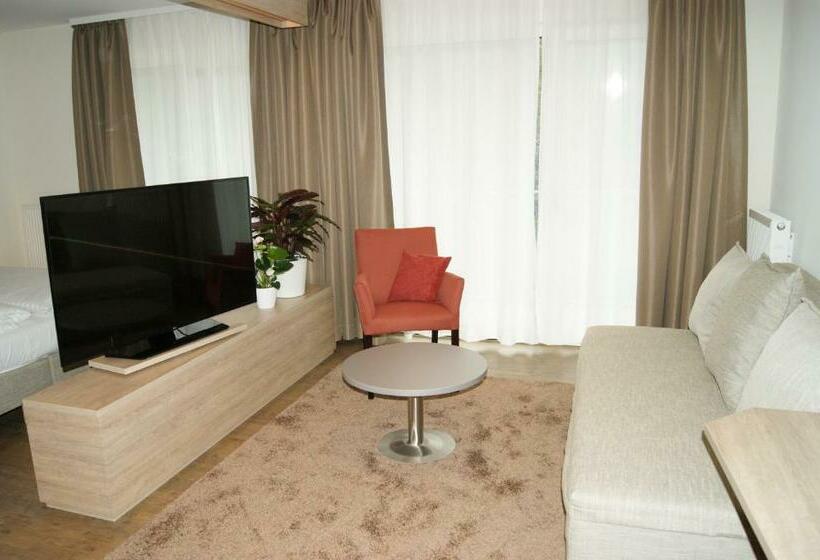 ジュニアスイート, Restaurant Muckensee