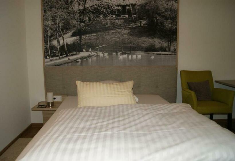 スタンダードシングルルーム, Restaurant Muckensee