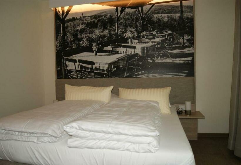 バルコニー付きデラックスルーム, Restaurant Muckensee