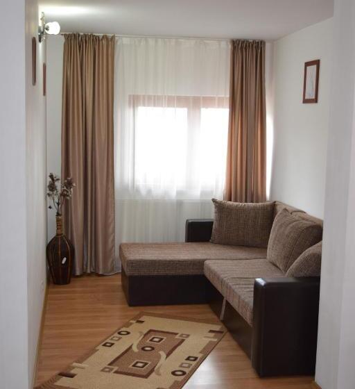 جناح عائلي, Pensiunea Bujor De Munte