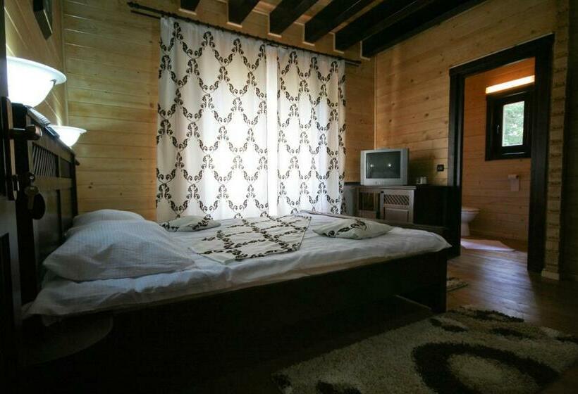 Classic Room, Complex Turistic Le Baron