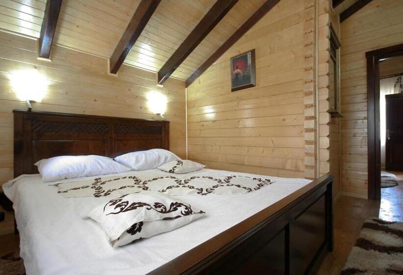 Люкс Классика, Complex Turistic Le Baron