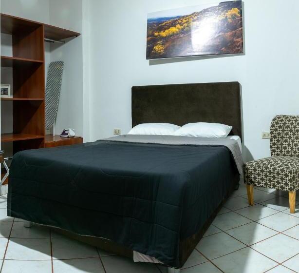 اتاق سوپریور, Hospedaje Gran Imperial