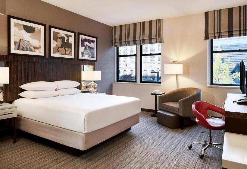 キングサイズベッドのスタンダードルーム, Sonesta Hotel Baltimore Inner Harbor