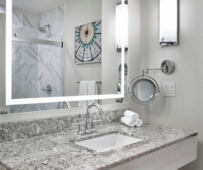 豪华房间, Sonesta Hotel Baltimore Inner Harbor