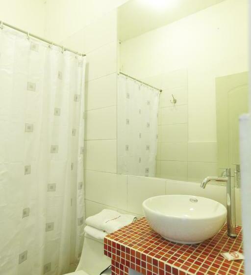 غرفة ديلوكس, Flying Dog Hostel
