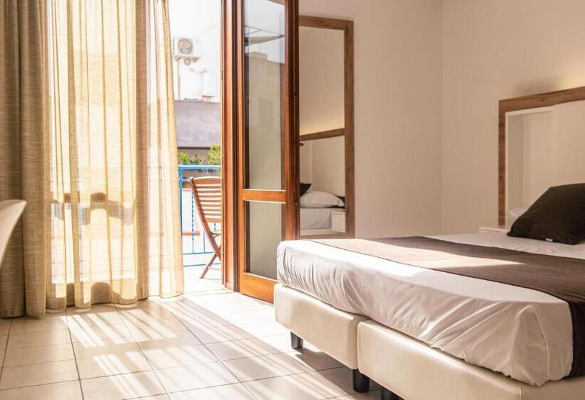 标准间带阳台, Al Paradise