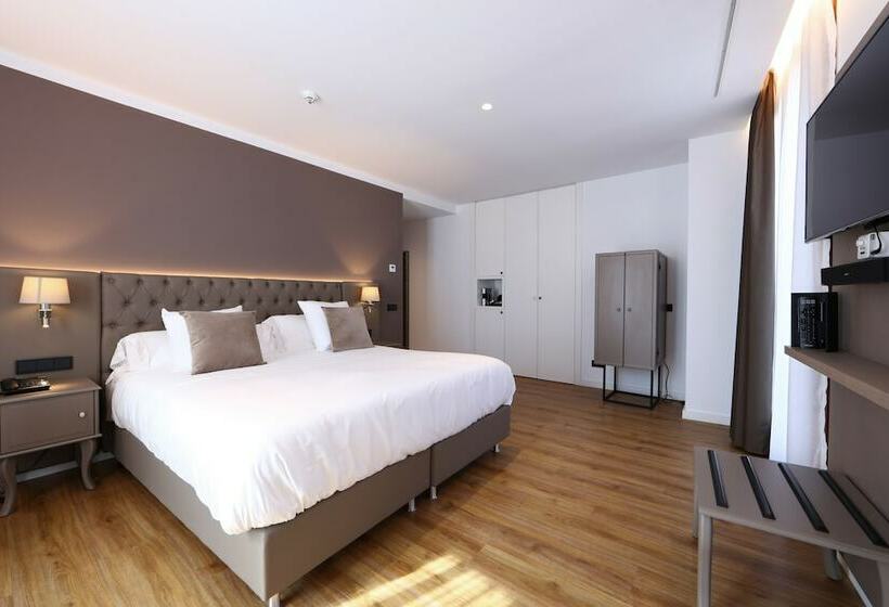 سوییت جونیور با بالکن, Bo Hotel Palma