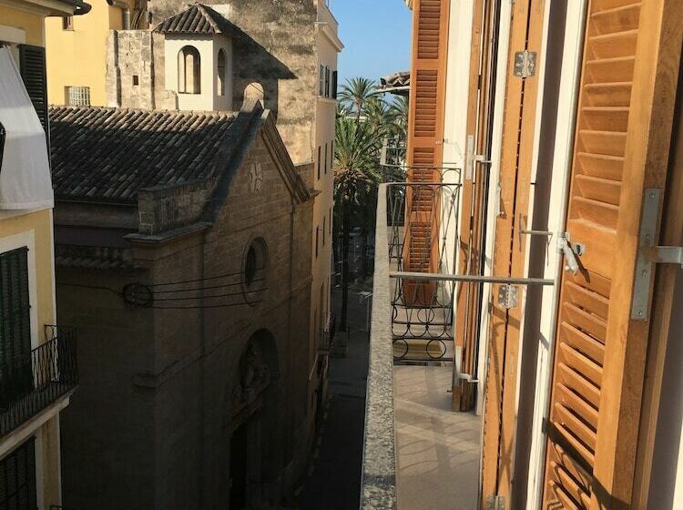 سوییت جونیور با بالکن, Bo Hotel Palma