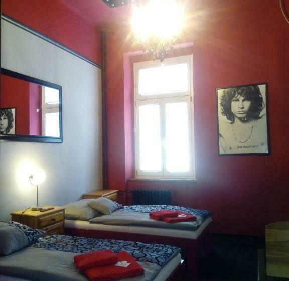 스탠다드 룸, Cade