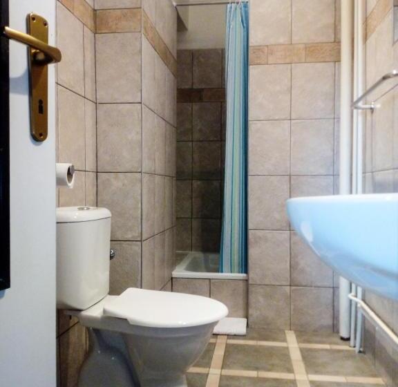 스탠다드 트리플 발코니 룸, Cade