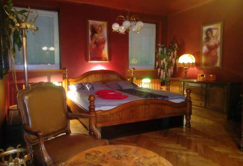 스탠다드 룸, Cade