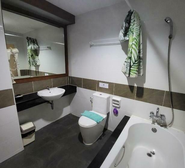 발코니 디럭스 룸, Chana