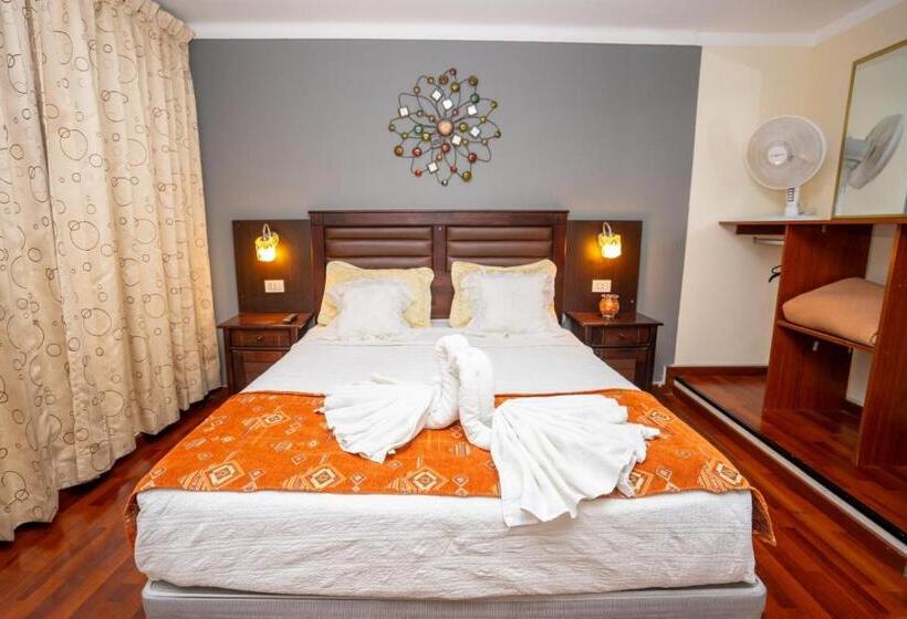 Номер Стандарт, Gold Infinity