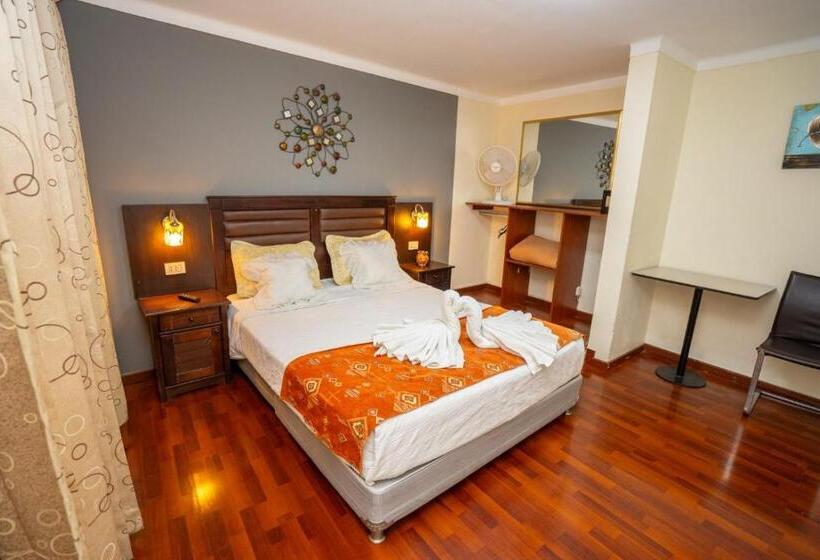 Номер Стандарт, Gold Infinity