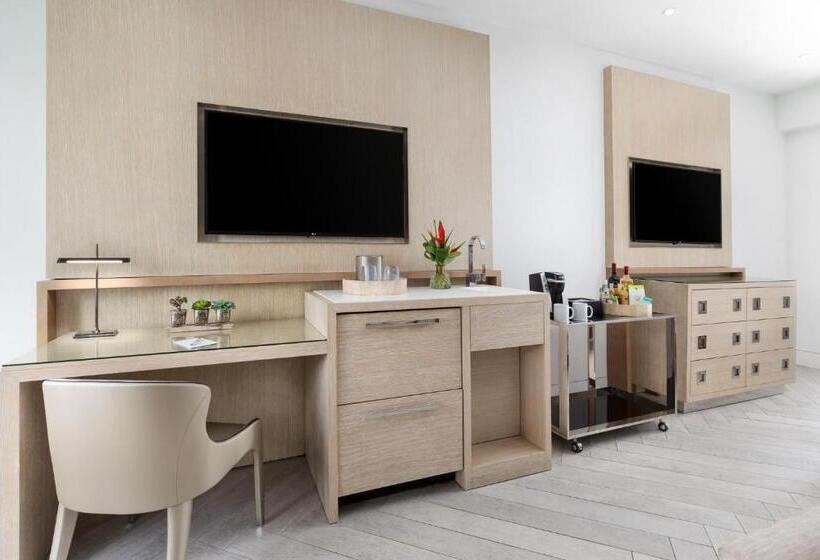 スーペリアースイート, H2o Suites Adults Only