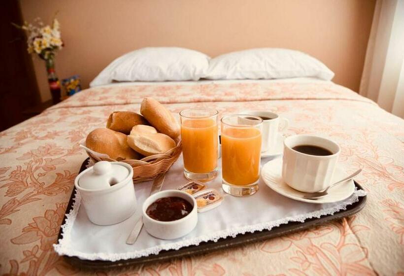 Номер Стандарт, Jorge Chavez