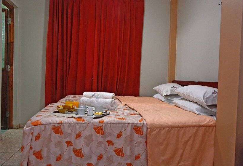 Семейный Номер, Jorge Chavez