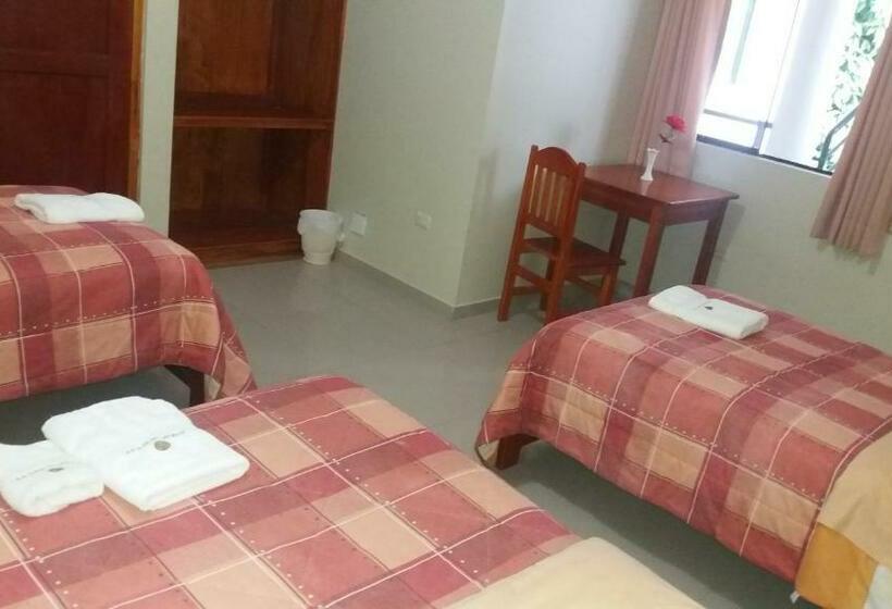 Quarto Triplo Clássico, Jose Antonios Inn