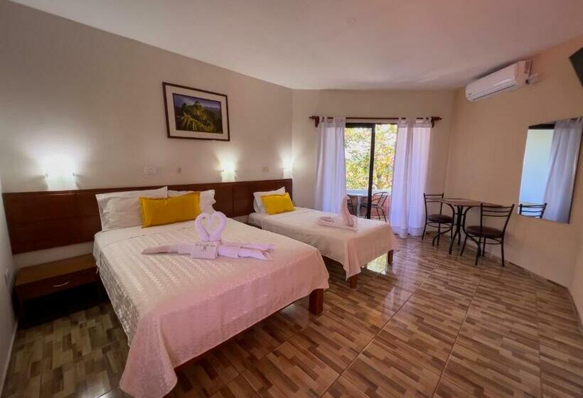 家庭间, Los Gavilanes