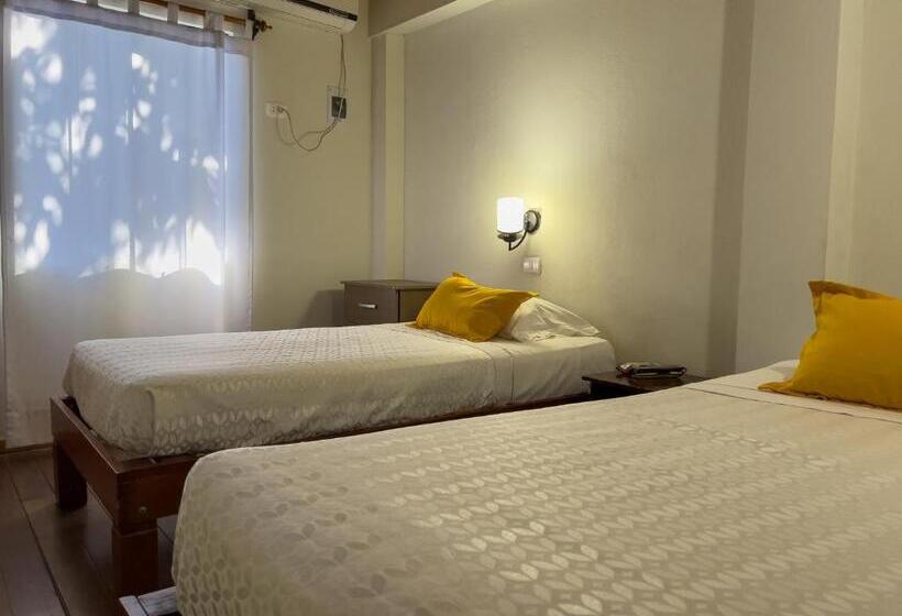 家庭间, Los Gavilanes