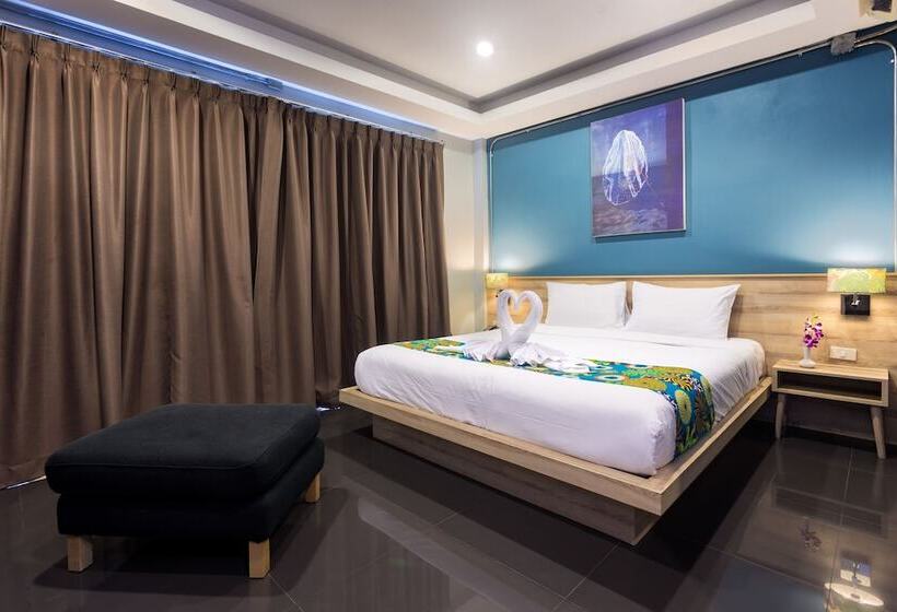 Deluxe Room with Balcony