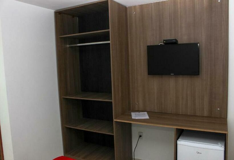 اتاق سوپریور سه تخته, Pousada Xerxes