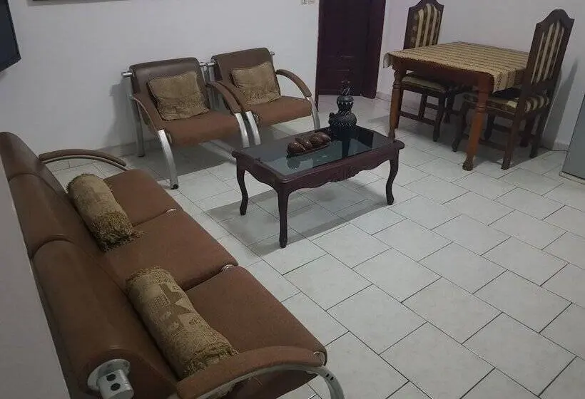 سوییت سوپریور, Residence Tourist