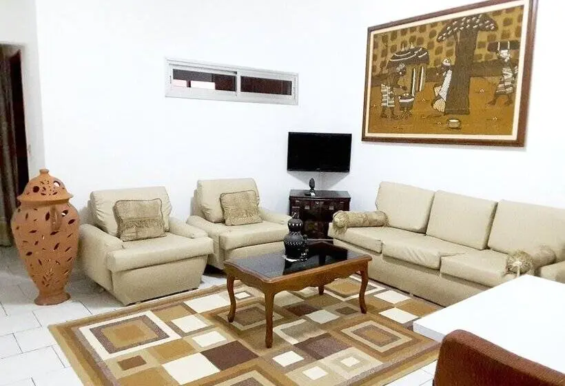 سوییت سوپریور, Residence Tourist