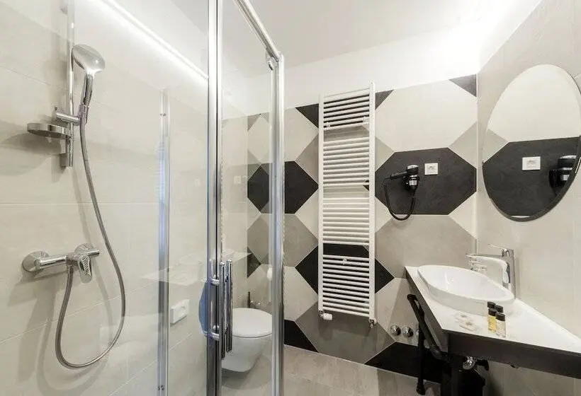 Habitación Estándar, The Loop
