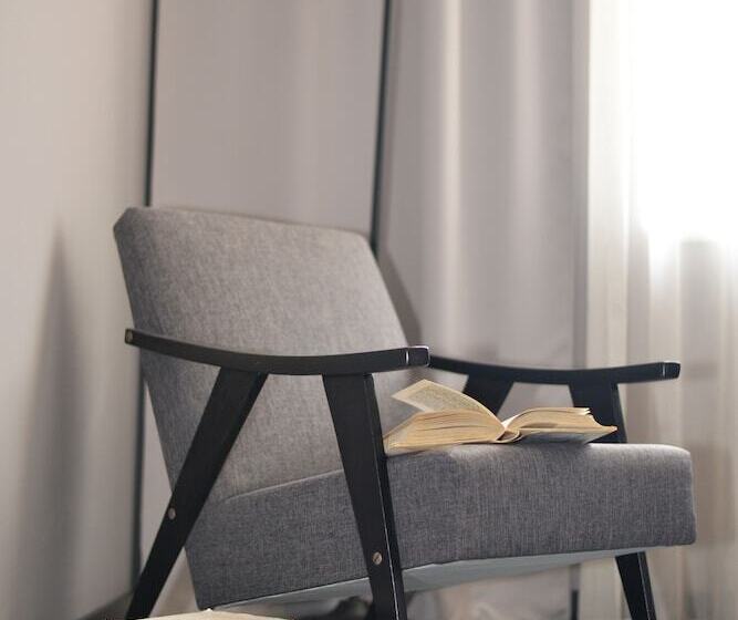 디럭스 룸, The Loop