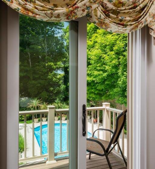 침실 2개 아파트, The Winstead Inn