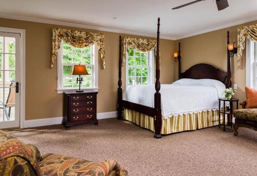 스탠다드 룸 퀸사이즈 침대, The Winstead Inn