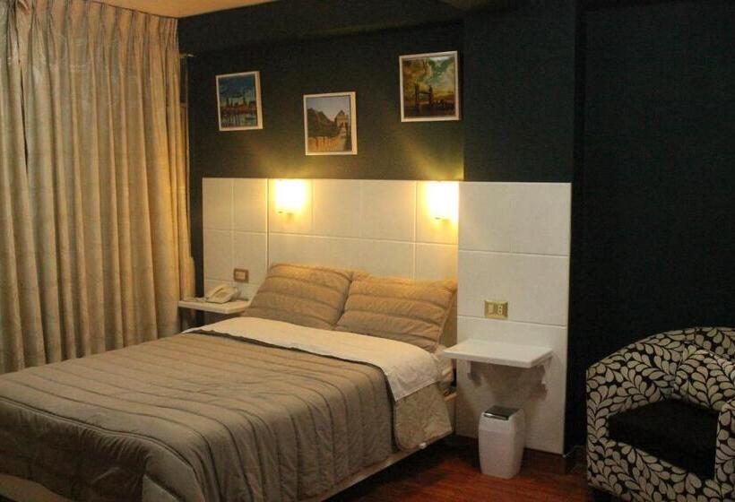 اتاق راحتی سه تخته, Venecia