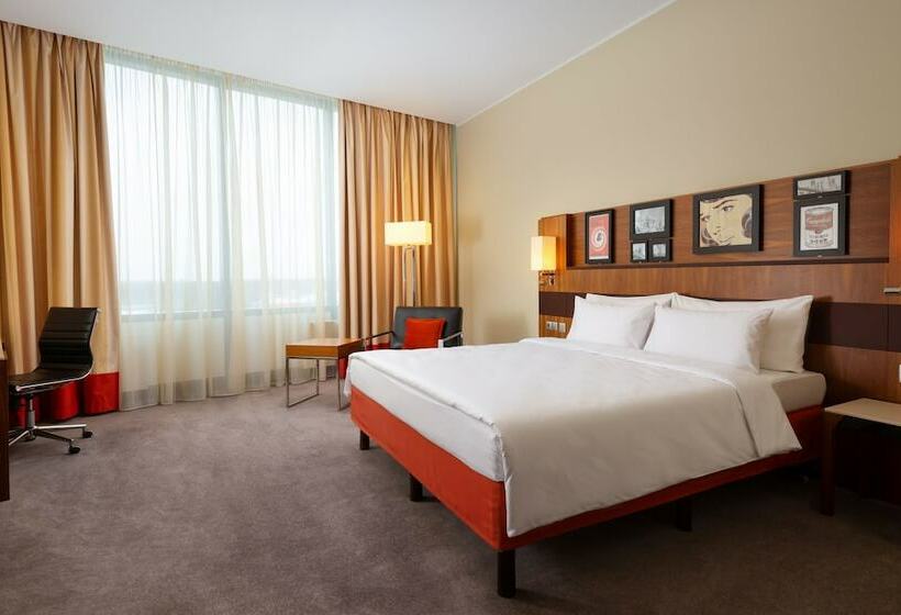 Номер Executive, Radisson Blu  Moscow Sheremetyevo Airport