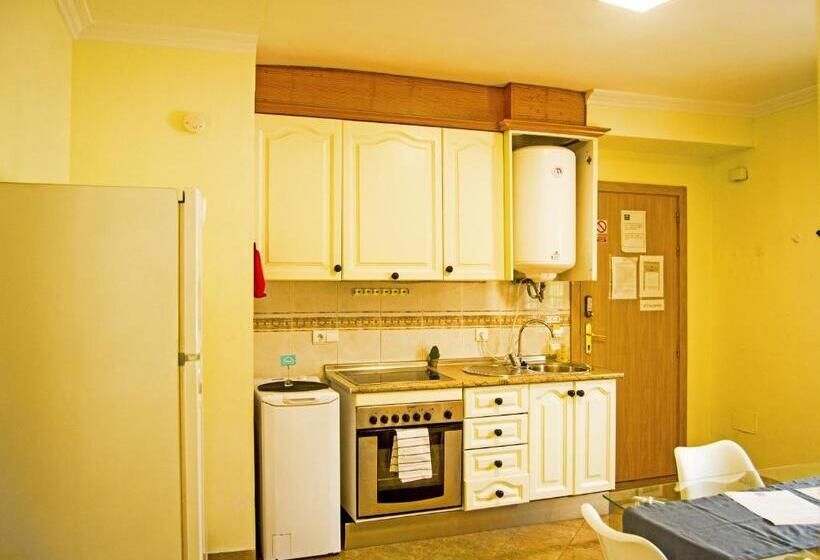 Апартаменты 2 Спальни с Садом, Roquetas Beach And Playa Serena Golf Village