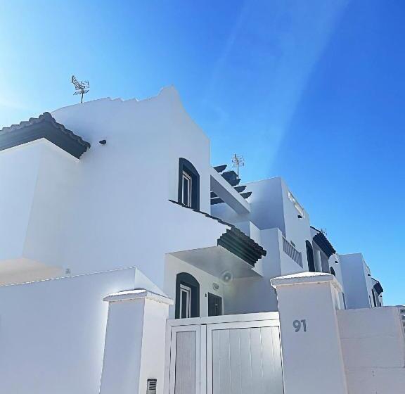 Вилла 2 Спальни, Roquetas Beach And Playa Serena Golf Village