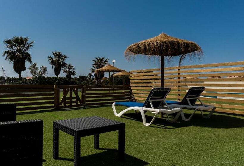 Вилла 3 Спальни, Roquetas Beach And Playa Serena Golf Village