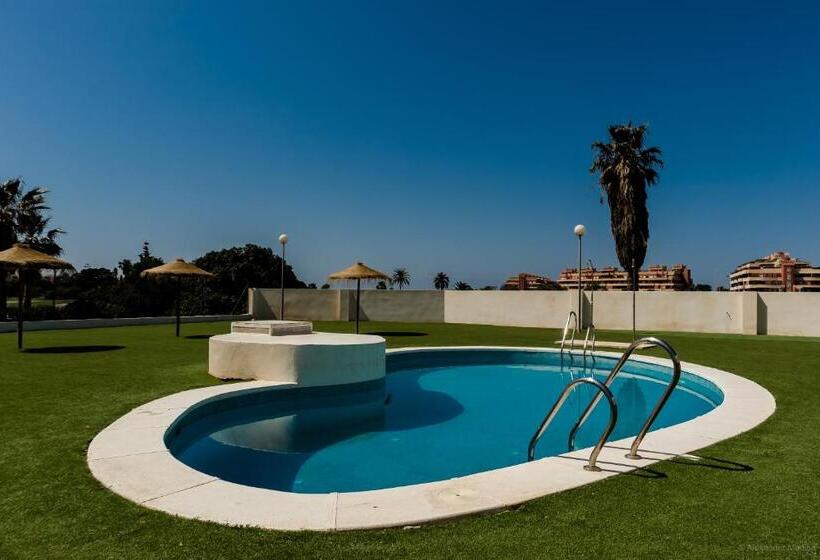 Вилла 3 Спальни, Roquetas Beach And Playa Serena Golf Village