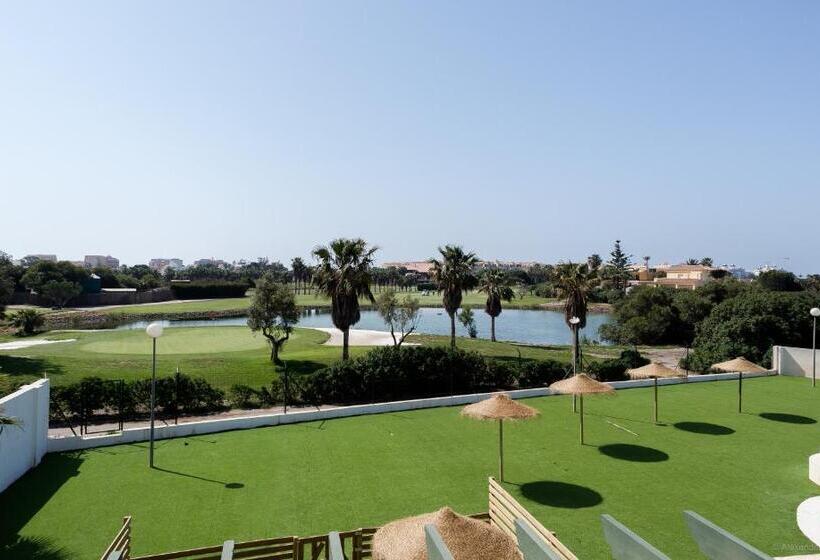Вилла 3 Спальни, Roquetas Beach And Playa Serena Golf Village