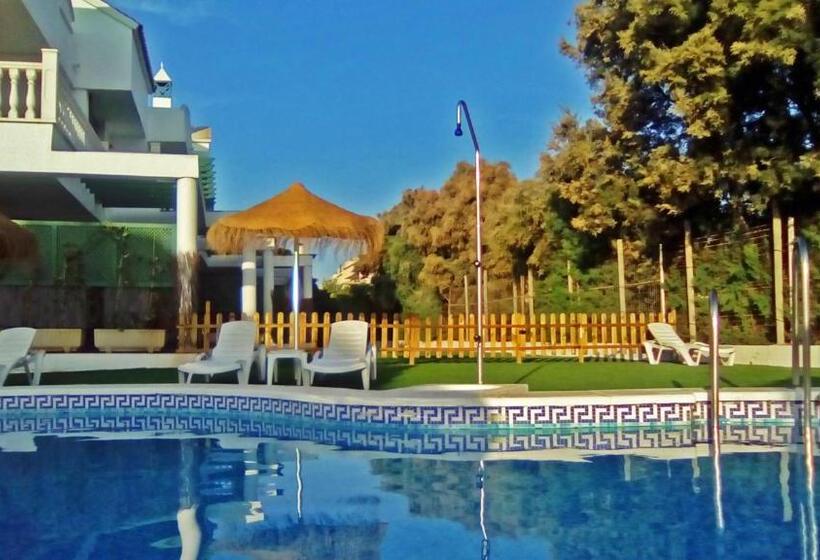 Апартаменты 2 Спальни с Садом, Roquetas Beach And Playa Serena Golf Village