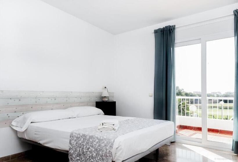 Вилла 3 Спальни, Roquetas Beach And Playa Serena Golf Village