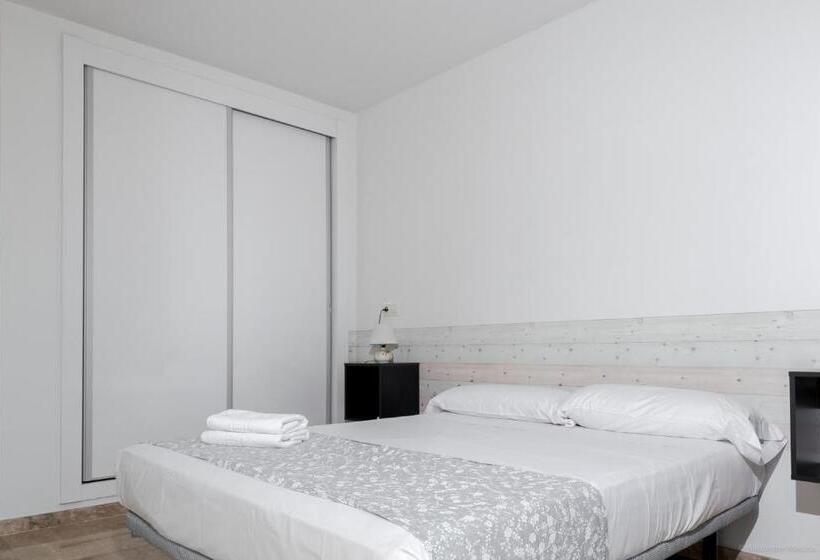 Вилла 3 Спальни, Roquetas Beach And Playa Serena Golf Village